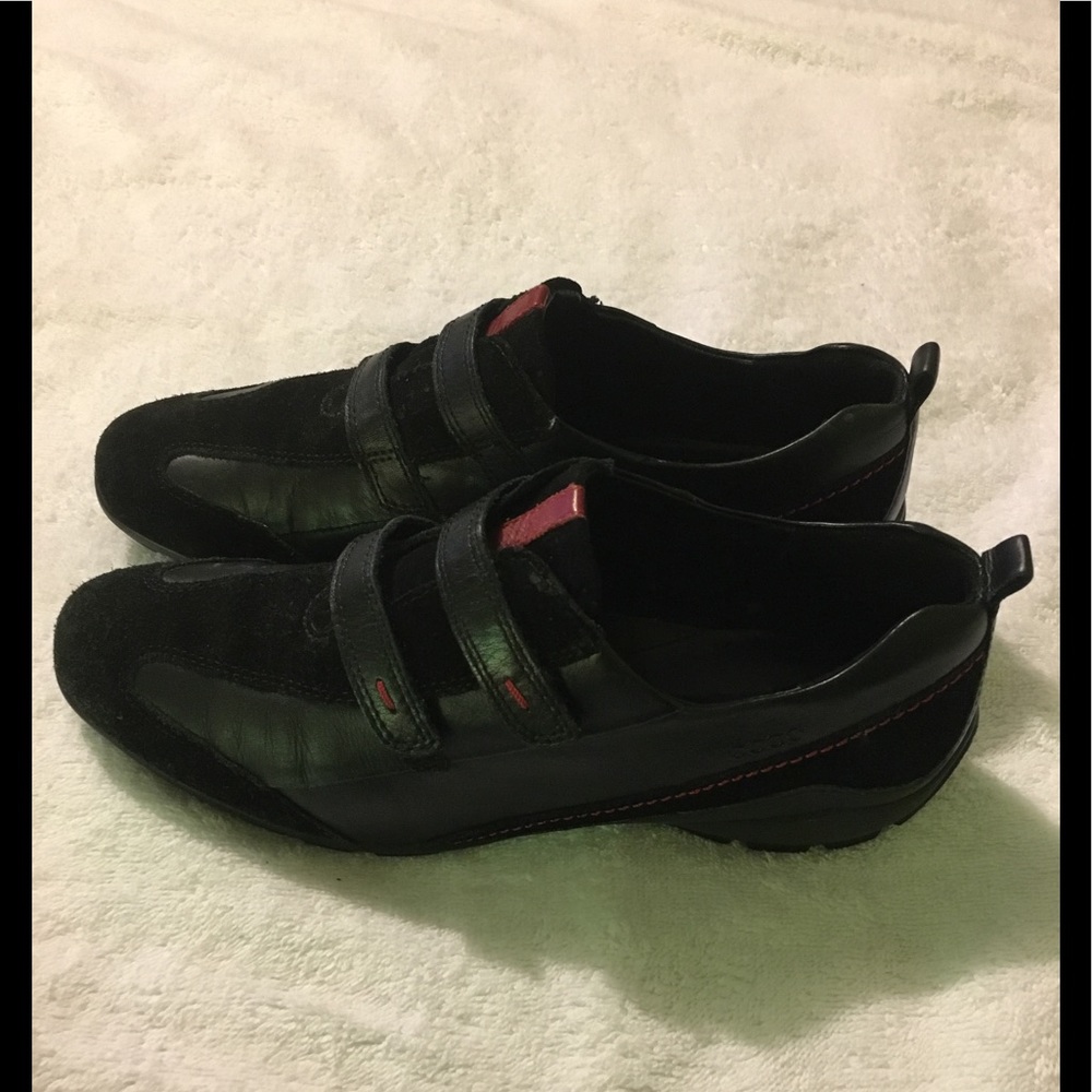 Ecco black suede leather athletic two strap